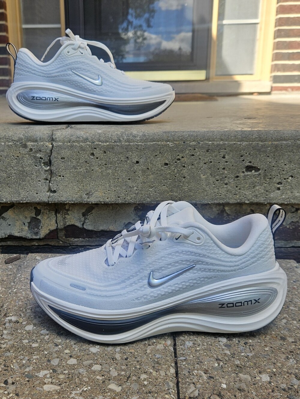 NWOT Nike Women’s White & Silver ZoomX Running Sneakers